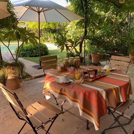 Des Oliviers Gasthof Martigues